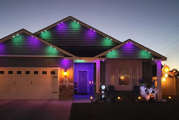 Holiday lighting
